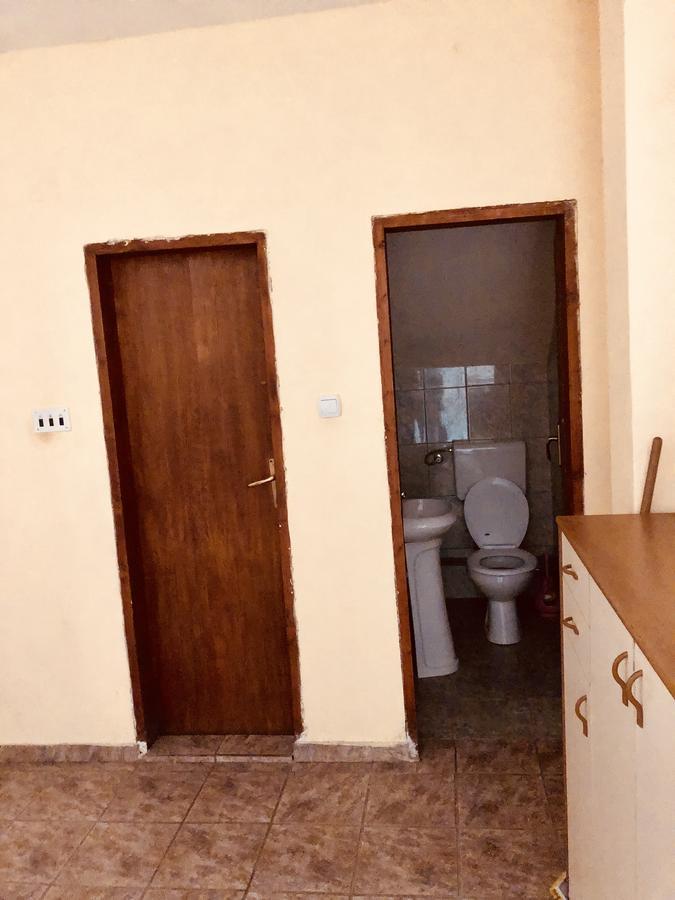 Guest House Vukovic พอดโกริกา ภายนอก รูปภาพ